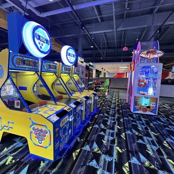 Round1 Bowling & Arcade - Arcades Near Me - Edison, New Jersey Round1 Bowling & Arcade - Arcades Near Me - Edison, New Jersey