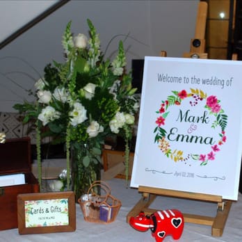 Best Wedding Flowers - Our entranceway arrangement - Florists Near Me - Riverside, California