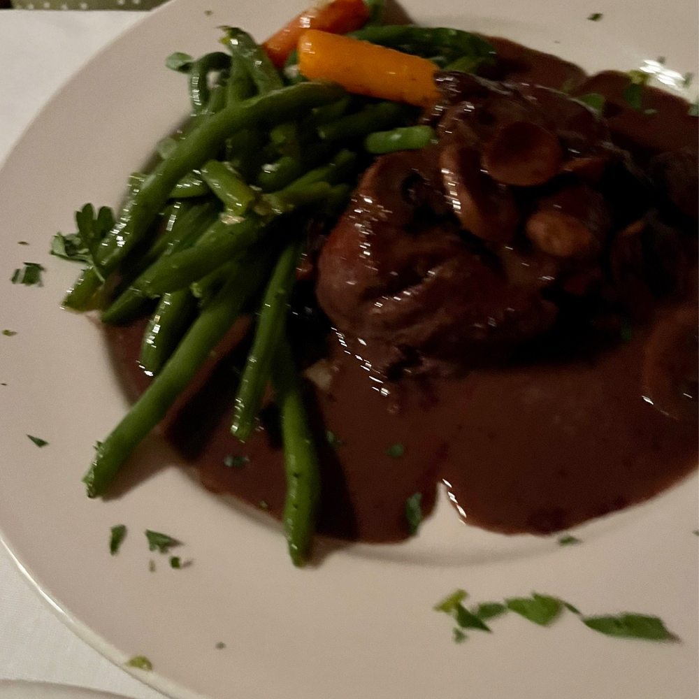 Café Trastevere - Filetto al Funghi - Italian Near Me - Orlando, Florida Café Trastevere - Filetto al Funghi - Italian Near Me - Orlando, Florida