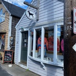 The Black Dog General Store: Rockport