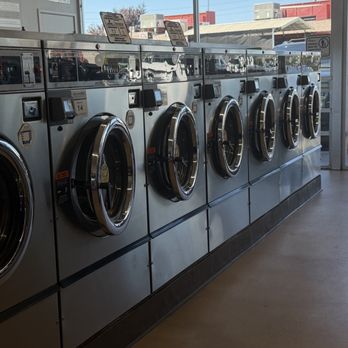 Paradise Laundry - Roseville - Washers - Laundromat Near Me - Roseville, California Paradise Laundry - Roseville - Washers - Laundromat Near Me - Roseville, California