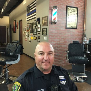 Vinny's Barbershop - Don't forget to book your appointment for a head/ face shave - Barbers Near Me - Spring, Texas Vinny's Barbershop - Don't forget to book your appointment for a head/ face shave - Barbers Near Me - Spring, Texas