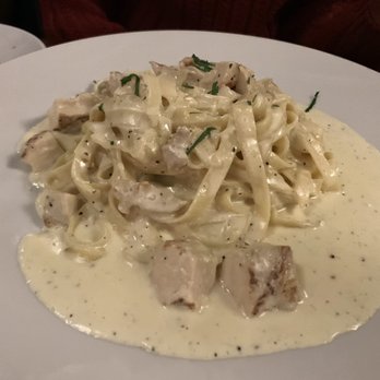 Casa Italiana - Fettuccine Alfredo - Italian Near Me - Richmond, Virginia