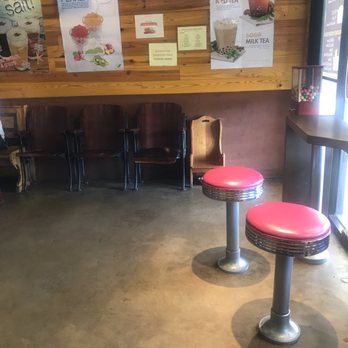 Java Loco - I love that they have a tiny chair for little ones... - Coffee & Tea Near Me - Alexandria, Virginia