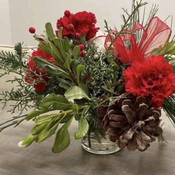 Floral Designs By Ronda - This is what was received. - Florists Near Me - Inman, South Carolina Floral Designs By Ronda - This is what was received. - Florists Near Me - Inman, South Carolina
