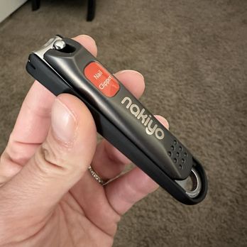 Seattle Cutlery - This right here is the Ferrari of nail clippers! Get it and you won't regret it! See Bailey, she knows a thing or two about cutleries! - Kitchen Supplies Near Me - Seattle, Washington
