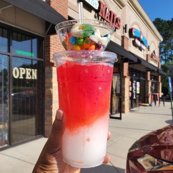Candy World Drinks N Treats - Pina Colada, Passionfruit and Tigers Blood Candy Slushie - Ice Cream & Frozen Yogurt Near Me - Snellville, Georgia