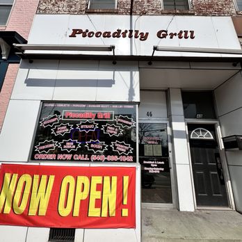 Piccadilly Grill - In front of the restaurant - Salad Near Me - Winchester, Virginia Piccadilly Grill - In front of the restaurant - Salad Near Me - Winchester, Virginia