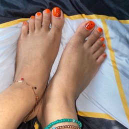 This is the gel pedicure with big toe Halloween design done by Nina This is the gel pedicure with big toe Halloween design done by Nina
