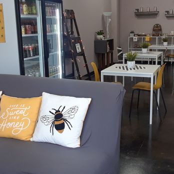 Bee's Wellness Cafe - Cute decor - Vitamins & Supplements Near Me - San Antonio, Texas