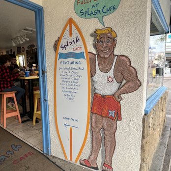 Splash Cafe - Dude standing outside of Splash Cafe - American Near Me - Pismo Beach, California