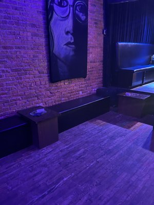 BASSLINE || 2239 - CHICAGO by null