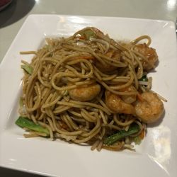 Golden Palace - Shrimp Lo Mein