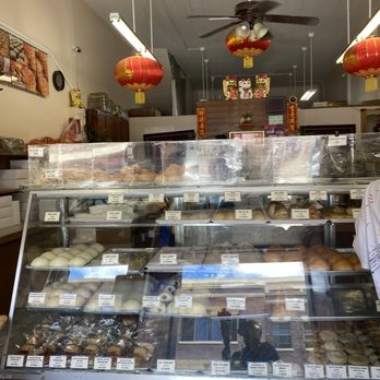 Sing Cheong Yuan Bakery - 6-5-22 - Bakeries Near Me - Honolulu, Hawaii Sing Cheong Yuan Bakery - 6-5-22 - Bakeries Near Me - Honolulu, Hawaii