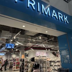 Primark - The entrance of Primark to shoes and accessories