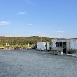 Roadside Bistro - Outside