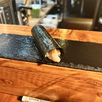 Yuki Handroll Bar - Sushi Bars Near Me - Austin, Texas