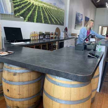 Keeling Schaefer Vineyard - Wineries Near Me - Willcox, Arizona