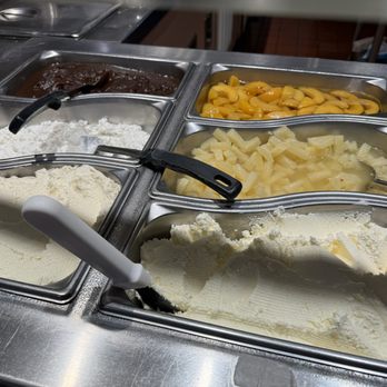 Country Cookin - a variety of ice creams - Breakfast & Brunch Near Me - Culpeper, Virginia