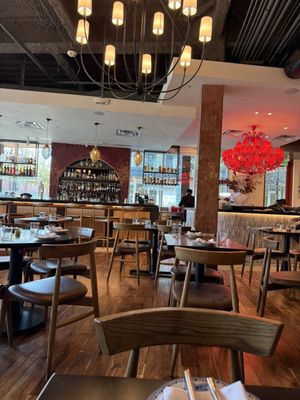 Mi Luna Tapas Restaurant & Bar by null