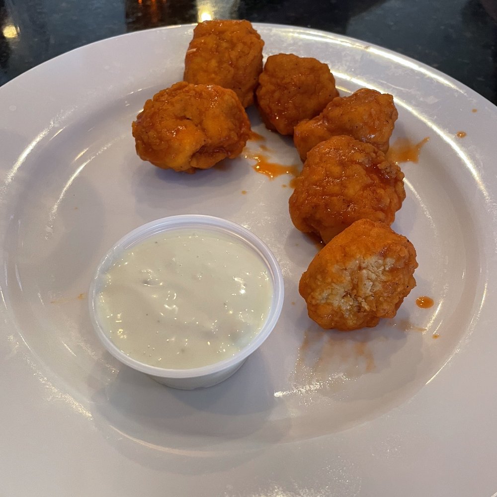 Boston Beer Garden - Sports Bars Near Me - Naples, Florida