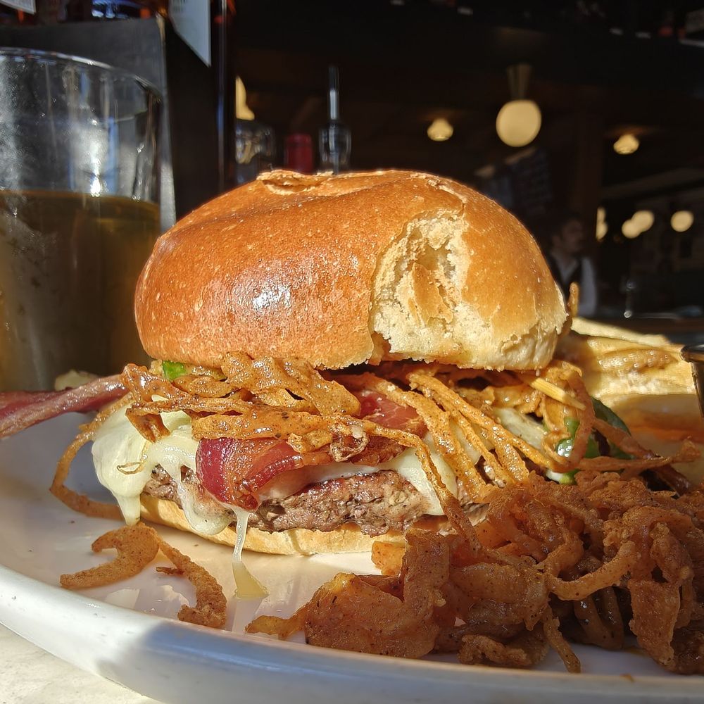 The League Kitchen & Tavern - Southern burger - American Near Me - Bee Cave, Texas The League Kitchen & Tavern - Southern burger - American Near Me - Bee Cave, Texas