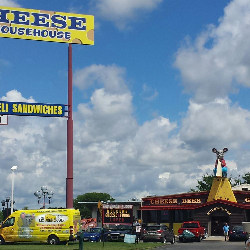 Mousehouse Cheesehaus - Cheese Shops Near Me - Windsor, Wisconsin