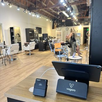 Ikonbh - Salon inside - Hair Salons Near Me - Los Angeles, California Ikonbh - Salon inside - Hair Salons Near Me - Los Angeles, California