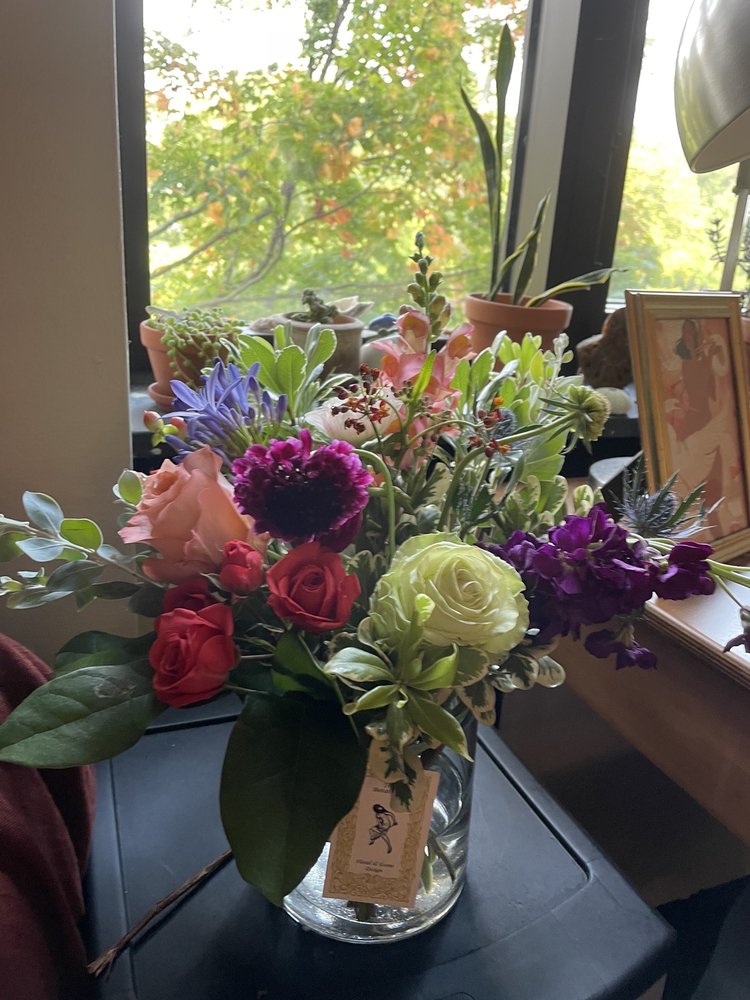 THE BOTANISTE HAMPTONS 16 Photos 101 Main St, East Hampton, New