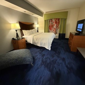 Fairfield by Marriott Inn & Suites Kearney - Bedroom - Hotels Near Me - Kearney, Nebraska