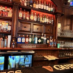 The James Joyce Irish Pub & Restaurant