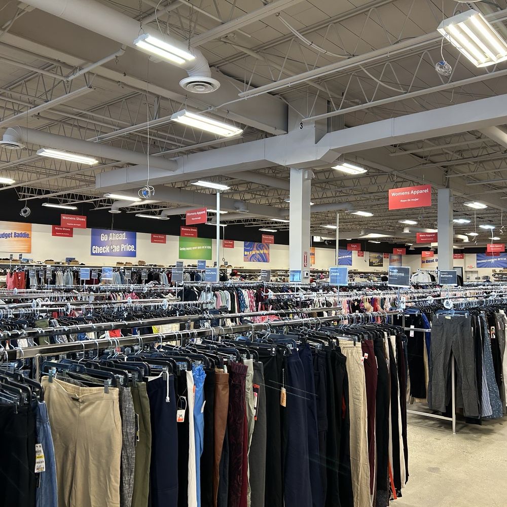 Value Outlets - Men's Clothing Near Me - Farmingdale, New York Value Outlets - Men's Clothing Near Me - Farmingdale, New York