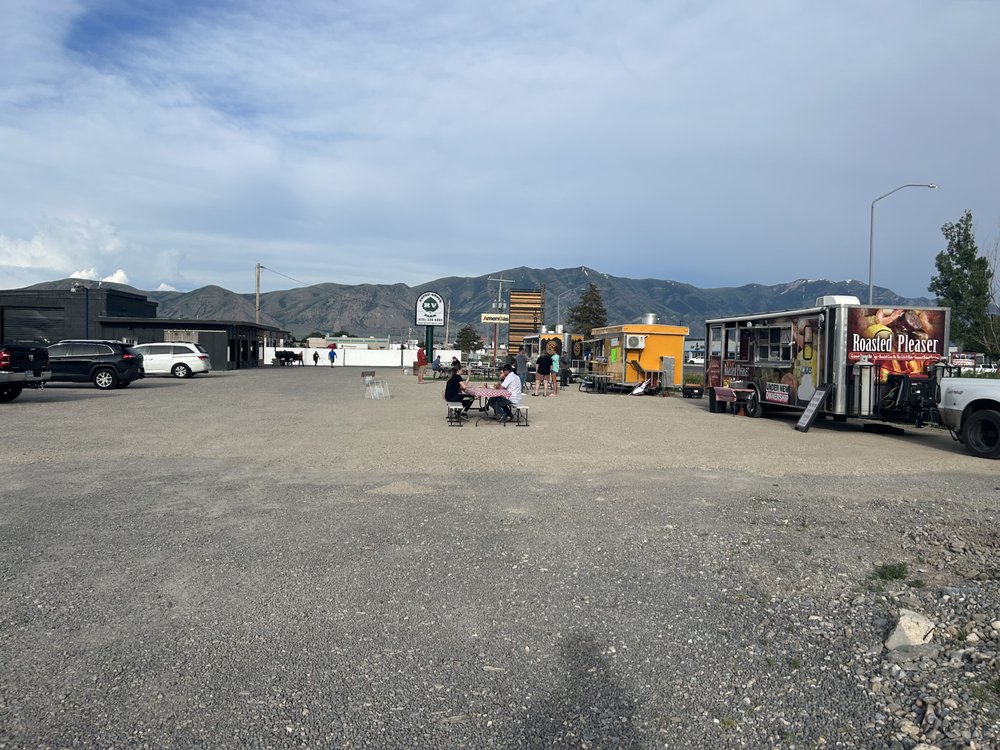 J BRIAN’S STATION Updated September 2024 18 Photos 712 W Main St