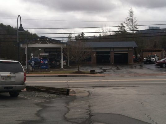 Banner Elk Exxon Wrecker Service Aaa 115 Main St E Banner Elk