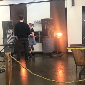 Pittsburgh Glass Center - Art Schools Near Me - Pittsburgh, Pennsylvania Pittsburgh Glass Center - Art Schools Near Me - Pittsburgh, Pennsylvania