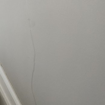Jaco Movers - Wall damage - Movers Near Me - Middlesex, New Jersey