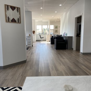 Alex Ryan Salon - Hair Salons Near Me - Belfair, Washington