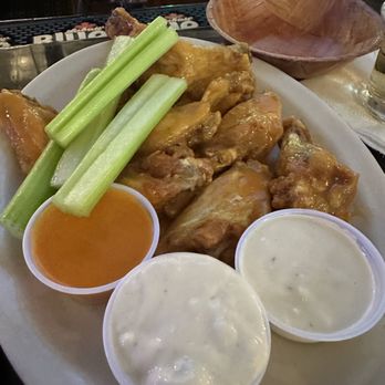 Anchor Bar - Traditional Wings (10 Pieces) - Chicken Wings Near Me - Buffalo, New York Anchor Bar - Traditional Wings (10 Pieces) - Chicken Wings Near Me - Buffalo, New York