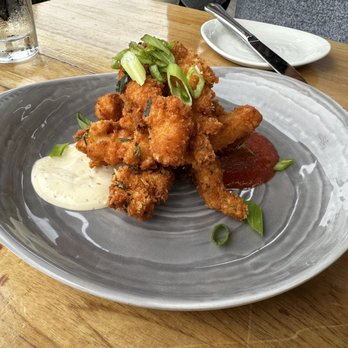 Duke's La Jolla - Panko Crusted Calamari - New American Near Me - La Jolla, California