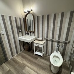 Kitchen Social - Bathroom