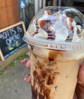 Mocha Mott's by null