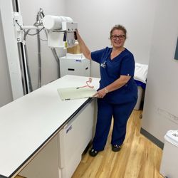 Everest Urgent Care - On-Site X-ray at Everest Urgent Care, Upper Darby, PA