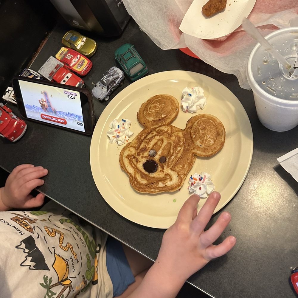 Mickey mouse pancake Mickey mouse pancake