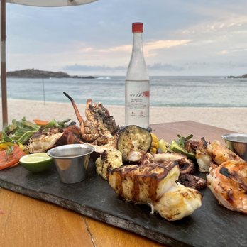 Mita Mary Boat Club - Seafood platter - Mexican Near Me - Punta de Mita, NAY