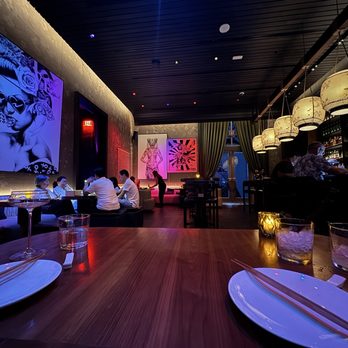 Wakuda - Inside lounge seating - Japanese Near Me - Las Vegas, Nevada