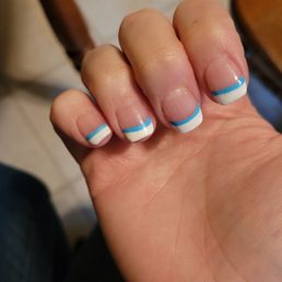Uneven horrible color mix cut one nail too short of side Uneven horrible color mix cut one nail too short of side