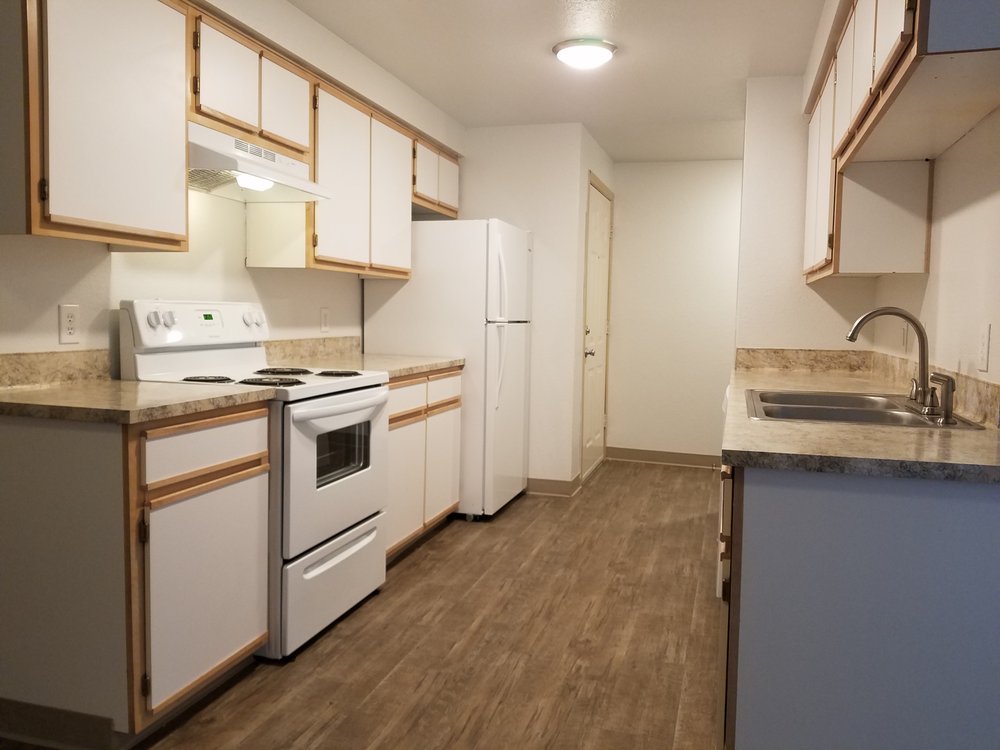 OVERLOOK POINTE APARTMENTS Updated October 2024 26 Photos 1543