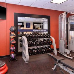 Hampton Inn Potsdam - Health club fitness center gym