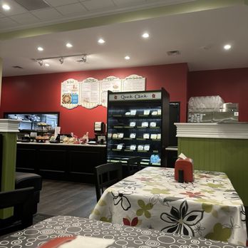 Chicken Salad Chick - Table view of the service counter - Chicken Shop Near Me - Austin, Texas Chicken Salad Chick - Table view of the service counter - Chicken Shop Near Me - Austin, Texas