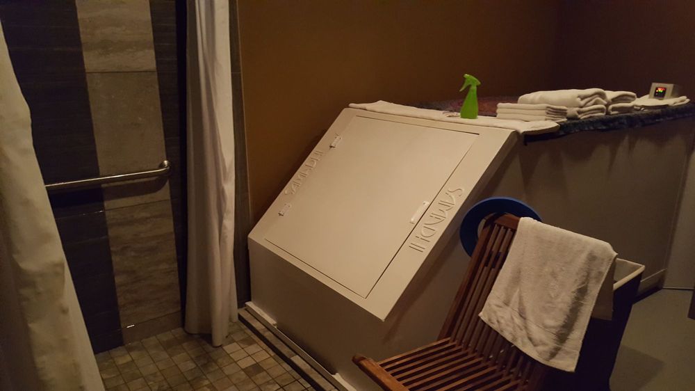 FADEAWAY FLOATATION CENTER Updated October 2024 17 Photos & 11